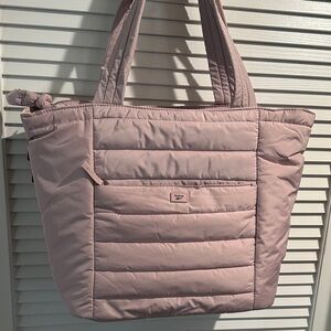 NWT Reebok Ex-Large Travel Tote/Diaper Bag/Weekender Shoulder Bag.